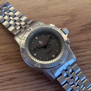 Tag Heuer - 200m Professional dark grey